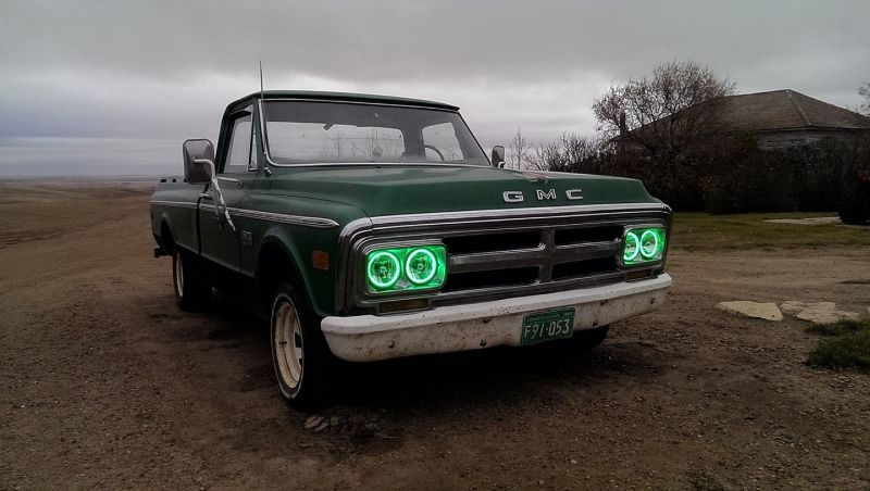 Oracle Pre-Installed Lights 5.75 IN. Sealed Beam - Green Halo